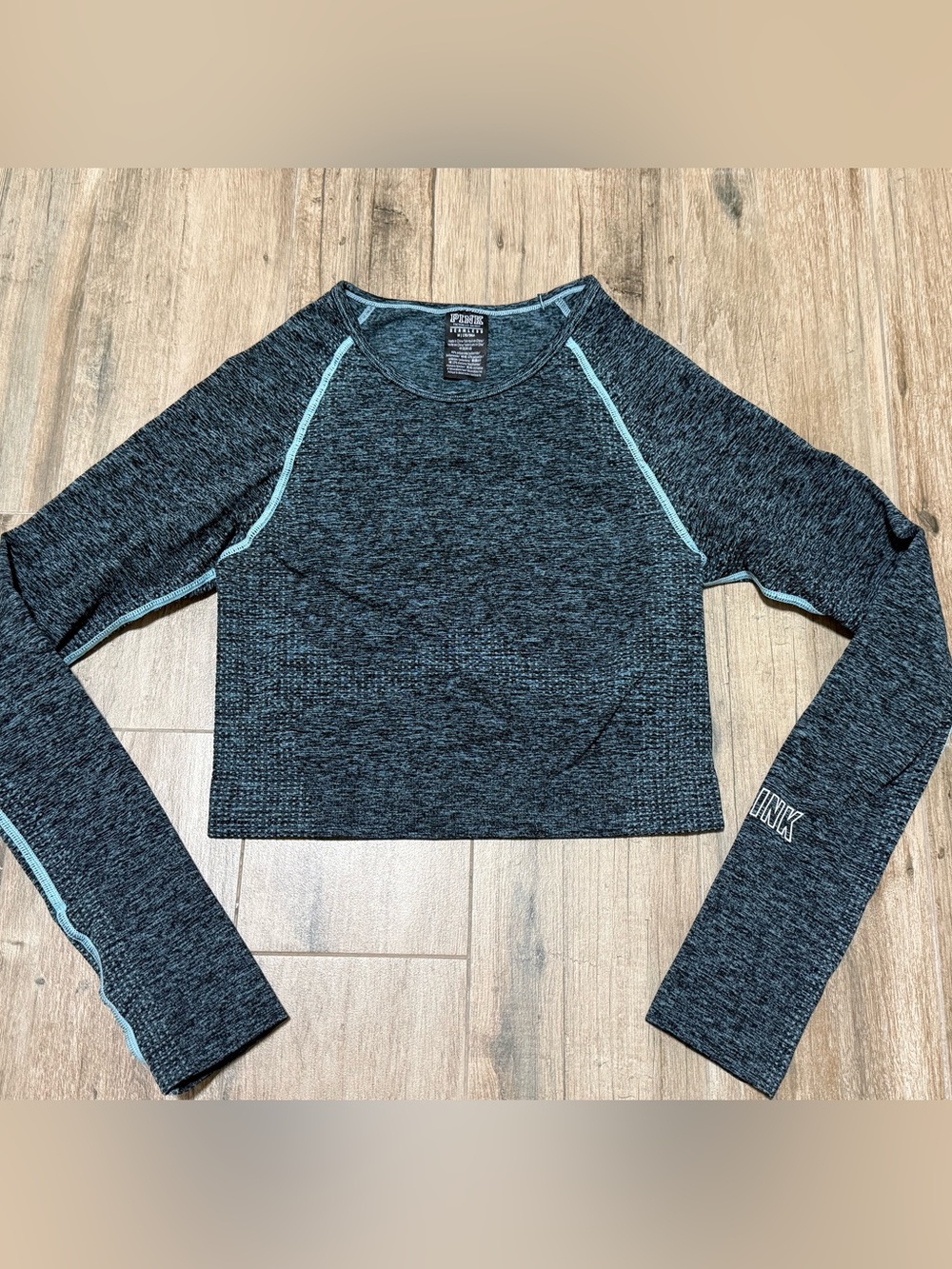 Victoria's Secret PINK Blue Heather Size Medium Seamless Crop Top Long Sleeve